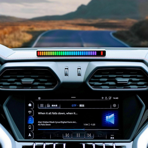 Použitie Bluetooth RGB LED osvetlenia do USB v aute