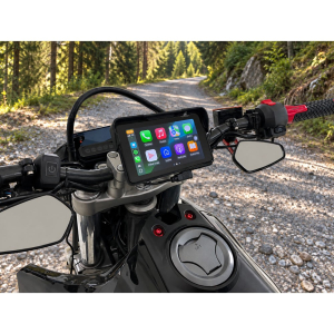Monitor 5" na motocykel s Apple CarPlay a Android Auto – bezdrôtový, Bluetooth, IP67, držiak na riadidlá Monitor 5" na motocykel s Apple CarPlay a Android Auto – bezdrôtový, Bluetooth, IP67, držiak na riadidlá