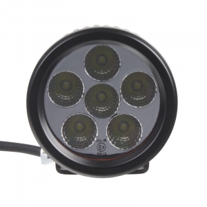 18W okrúhle LED svetlo na pracovné stroje a ofroad 10-30V
