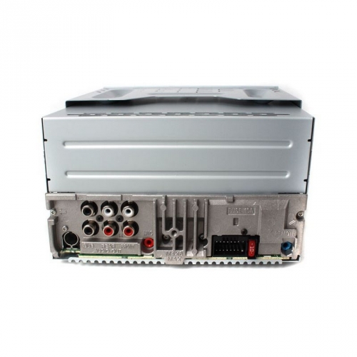 Výstup na subwoofer kolískového 2DIN rádia SONY XSPN1BT s CD,USB,BT