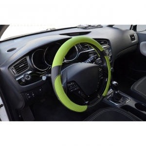 Použitie zeleno-čierneho poťahu volantu Color Line  s priemerom: 37-39cm