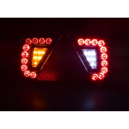 Svietivosť -prvkového zadného LED svetla na prívesný vozík