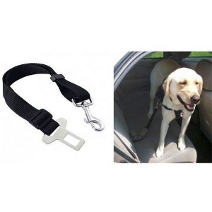 Pes v aute s bezpečnostným pásom -  pre psa - do auta / čierny