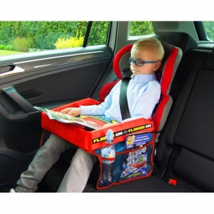 Detský stolček do auta Cars
