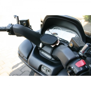 Dizajn držiaka mobilný telefón na motorku alebo bicykel GULLIVER