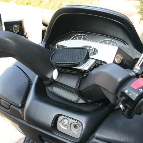 Používanie držiaka mobilný telefón na motorku alebo bicykel GULLIVER