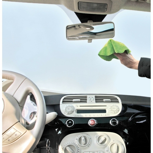 Používanie čističa na sklá auta