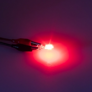 Červené celosklenené COB LED autožiarovky T10