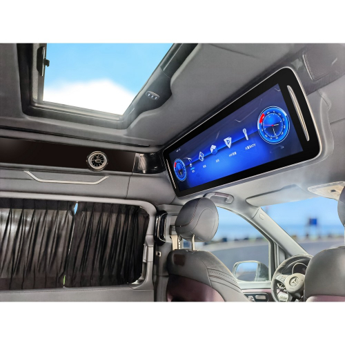 Montáž 29" stropného LCD monitora Mercedes