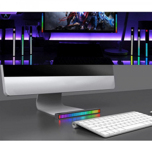 Použitie Bluetooth RGB LED osvetlenia do USB v kancelárií