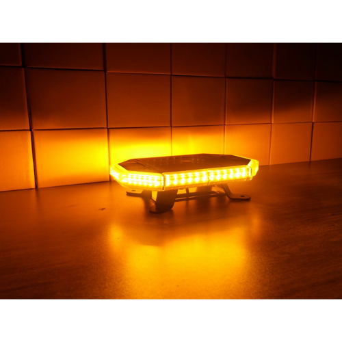 Montáž bielo-oranžovej LED rampy 10-30V, ECE R65,280mm