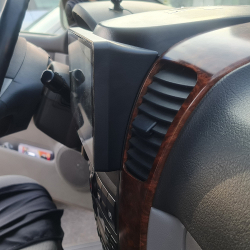 Montáž redukcie pre 9" autorádio Kia Sorento 2002-2006