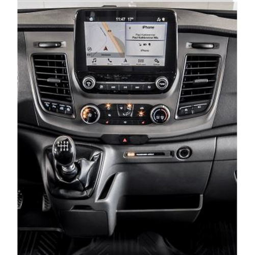 Použitie redukcie pre 10" autorádio Ford Transit 2020-