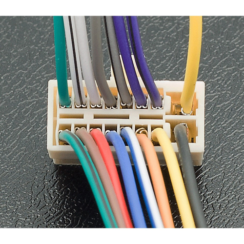 Použitie redukcie pre autorádia CLARION 16-pin / ISO