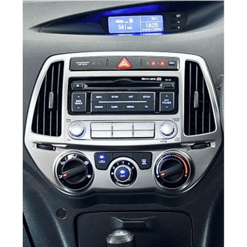 Použitie strieborného rámika 2DIN autorádia Hyundai i20 2008-2014 