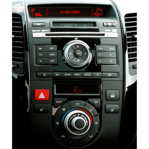 Použitie rámika 1DIN autorádia Kia Venga 2010-