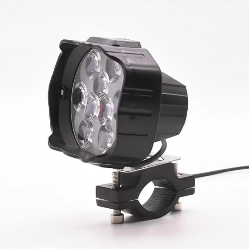 Uchytenie držiaka na 20-30mm rúrku na motocykel, ATV, štvorkolky