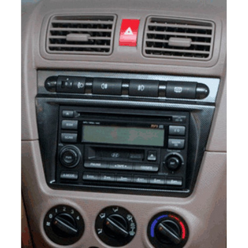 Použitie strieborného rámčeka 2DIN autorádia Kia Picanto 2004-2007