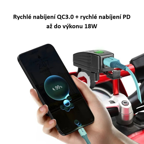 Nabíjanie pomocou USB/USB-C nabíjačky s voltmetrom na motocykel