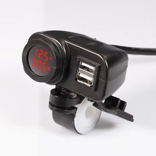 Dvojitá USB nabíjačka s teplomerom a voltmetrom pre štvorkolky