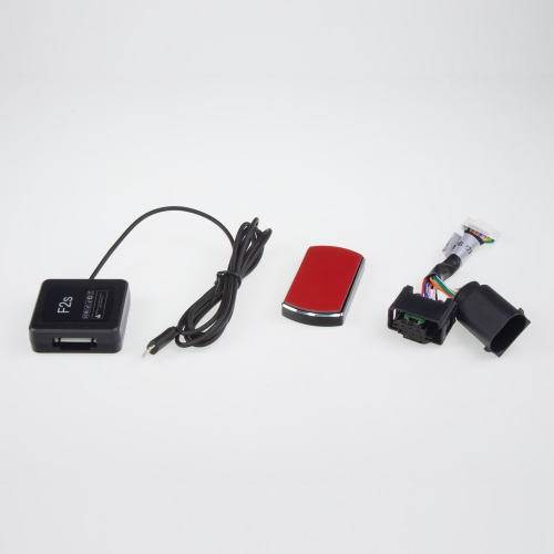 Konektor Pedal-Boxu na nastavenie reakcií elektronického pedála plynu pre vozidlá Mercedes