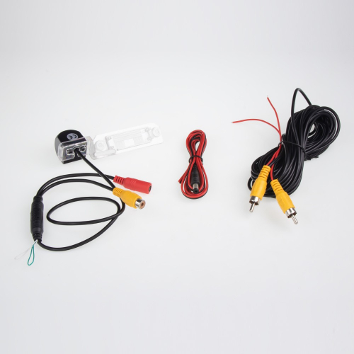 Príslušenstvo parkovacej kamery AHD/CVBS do vozidla VW Passat 2008-, Golf IV, V, New Bora, Jetta