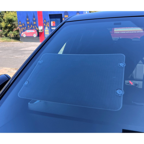 Udržiavacia 10W solárna nabíjačka pre 12V autobatérie