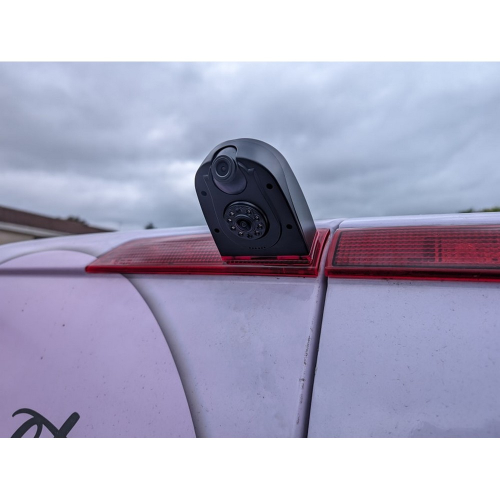 Použitie dvojitej cúvacej AHD/CVBS kamery pre Ford Transit Custom 2012-2015