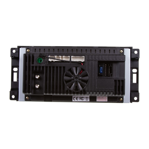 Zadná strana autorádia Jeep s konektormi, chladiacim ventilátorom a portmi