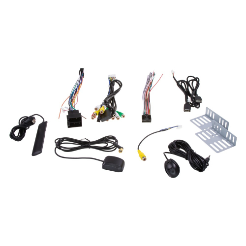 Príslušenstvo autorádia – kabeláž, GPS anténa, mikrofón a montážne plechy