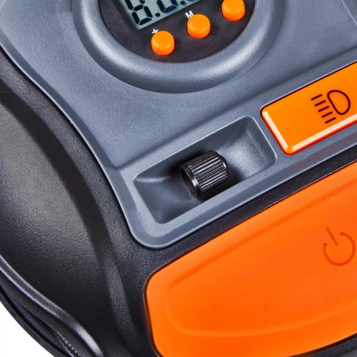 OSRAM TyreInflate 450 detail ventilu a ovládacích tlačidiel displeja