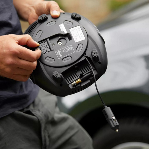 Nastavenie cieľového tlaku na kompresore OSRAM TyreInflate 1000