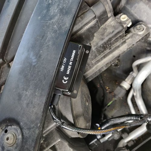 Technický nákres rezistora OSRAM SMART CANBUS H7 s rozmermi a konektormi