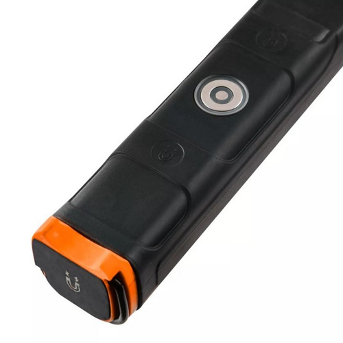 Detail rukoväte OSRAM WIRE-FREE SLIM 600 s magnetickým uchytením