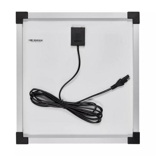 Zadná strana solárnej nabíjačky OSRAM OSP2000 s káblom