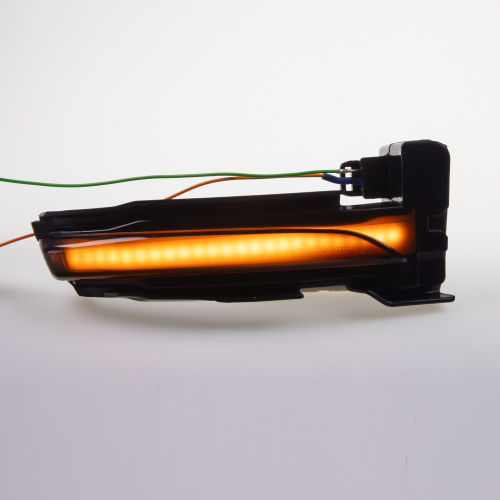 LED smerovací modul Ford Kuga – rozsvietený, oranžové dynamické svetlo, SMD 2835