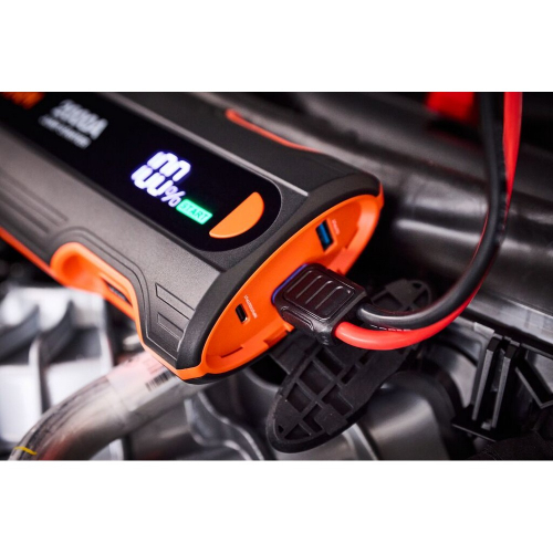 OSRAM BATTERYjumpstart 2000 detail konektorov pri štartovaní