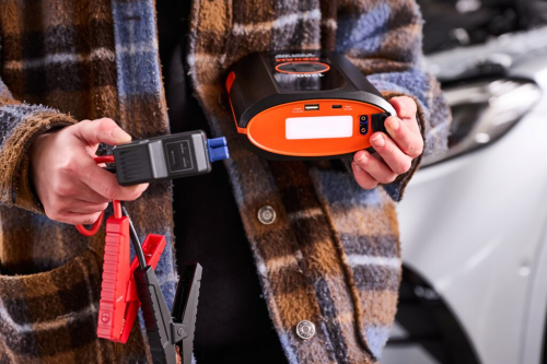OSRAM BATTERYjumpstart 1250A detail pripojenia štartovacích káblov