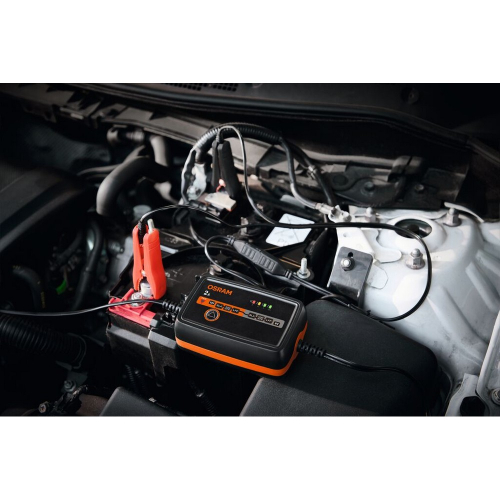 OSRAM BATTERYcharge 1002 pripojená k autobatérii