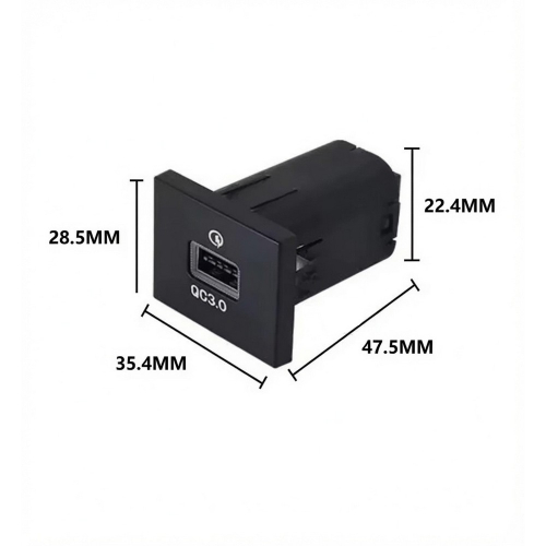 Rozmery USB QC3.0 nabíjačky 35,4 × 28,5 × 47,5 mm
