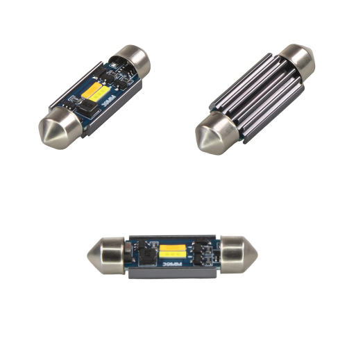 LED žiarovka C5W 39 mm z prednej, zadnej a bočnej strany s hliníkovým chladičom