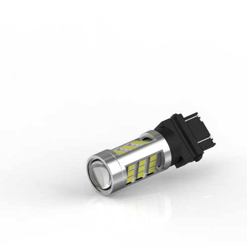 LED autožiarovka 3157 s hliníkovým telom a bočnými SMD čipmi