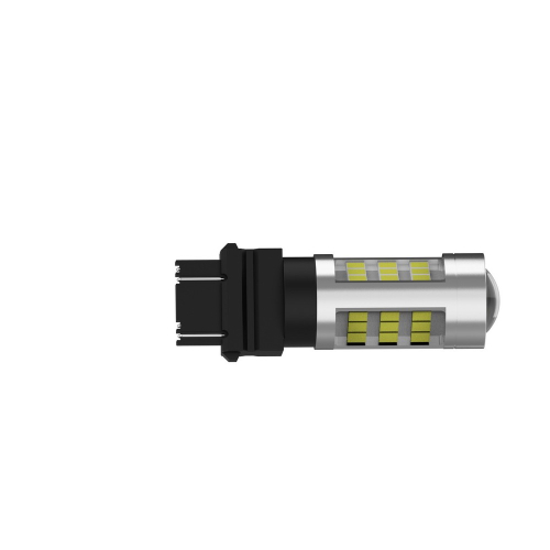 Bočný pohľad na LED žiarovku 3157 s čipmi SMD 2835 po celom obvode